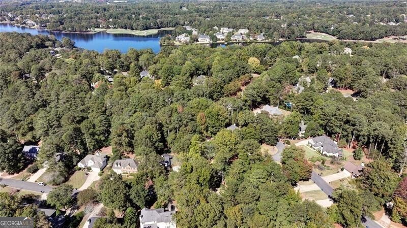 2710 Lakewind Court, Alpharetta