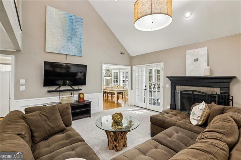 2710 Lakewind Court, Alpharetta