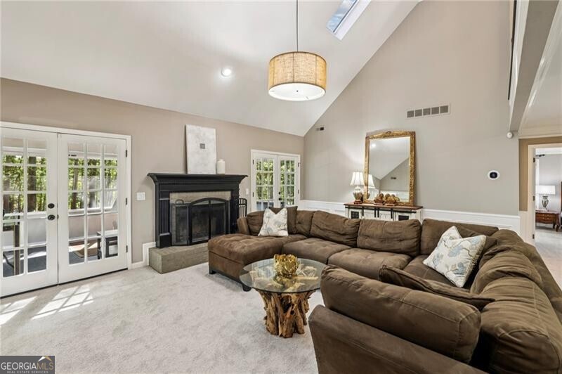 2710 Lakewind Court, Alpharetta