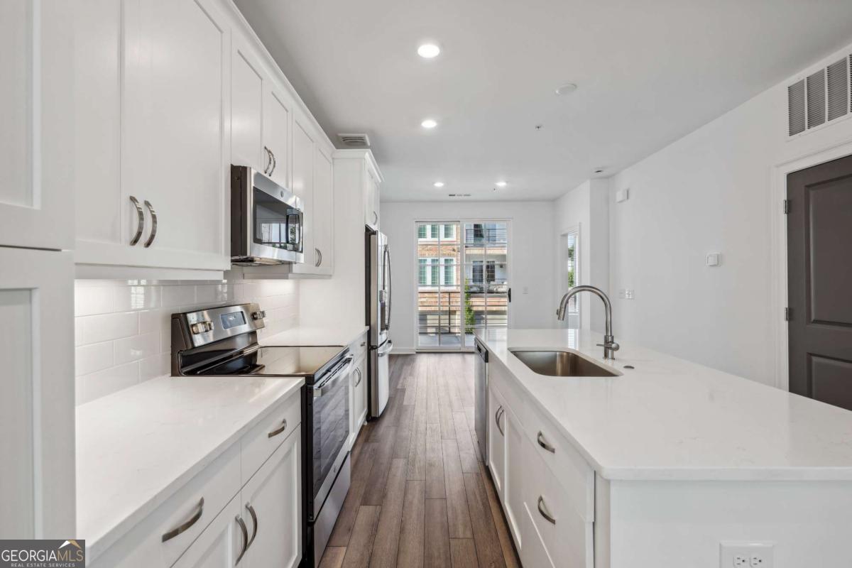 432 Burton Drive # 301