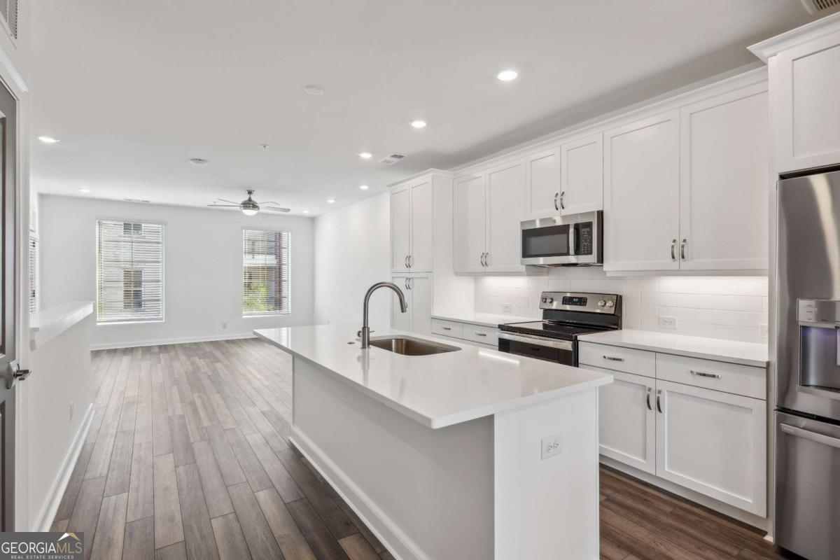 432 Burton Drive # 301