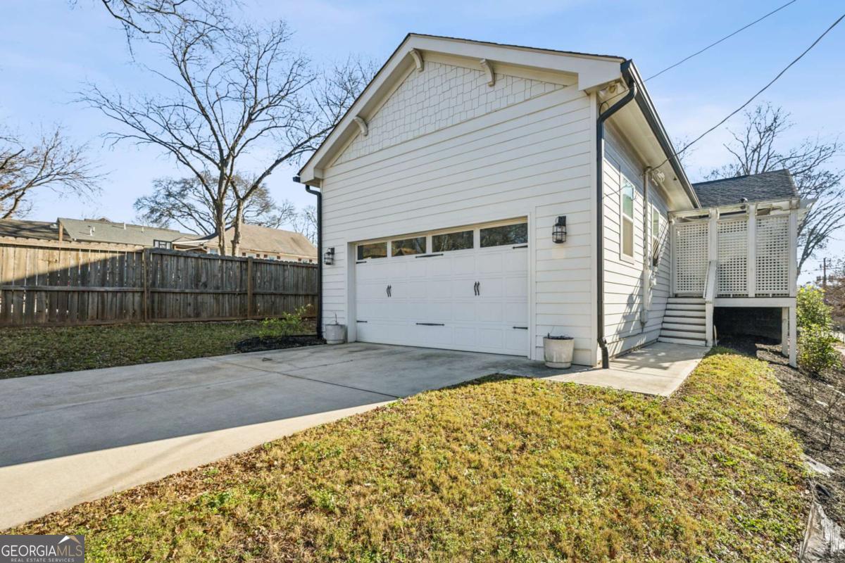 1237 MILTON Terrace SE