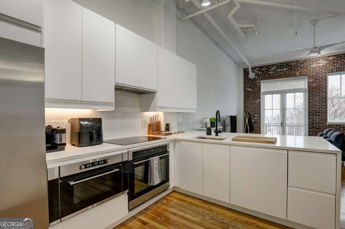 3235 Roswell Road # 703