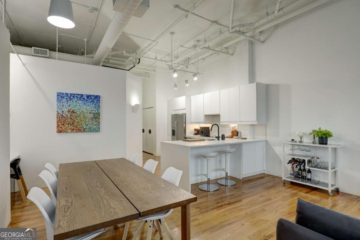 3235 Roswell Road # 703