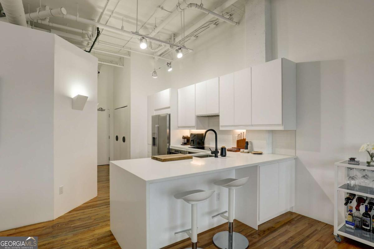 3235 Roswell Road # 703