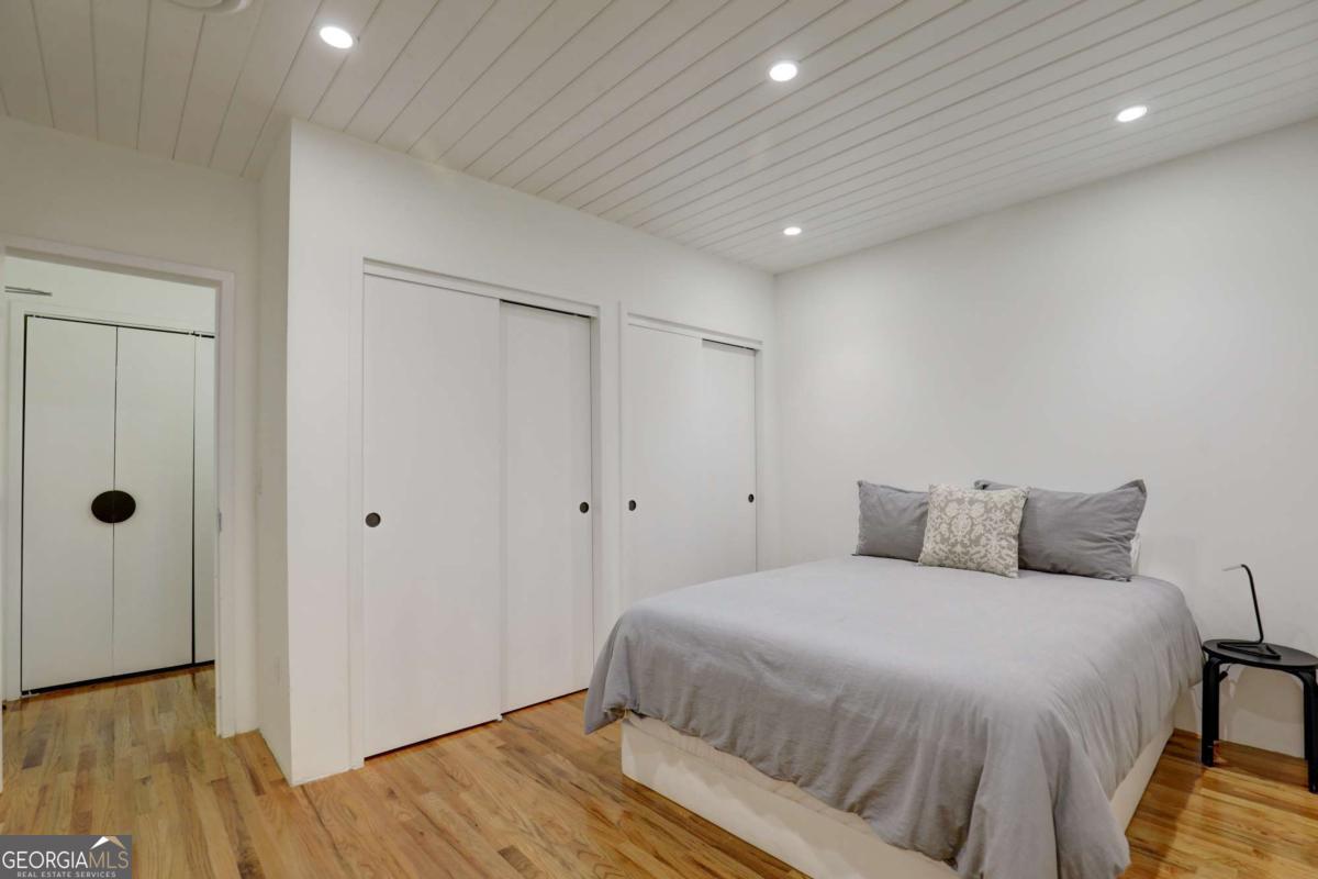 3235 Roswell Road # 703