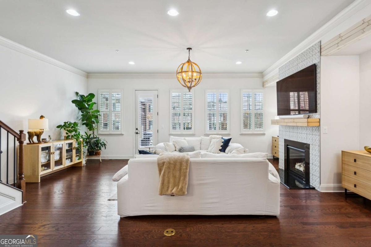 430 Rose Garden Lane