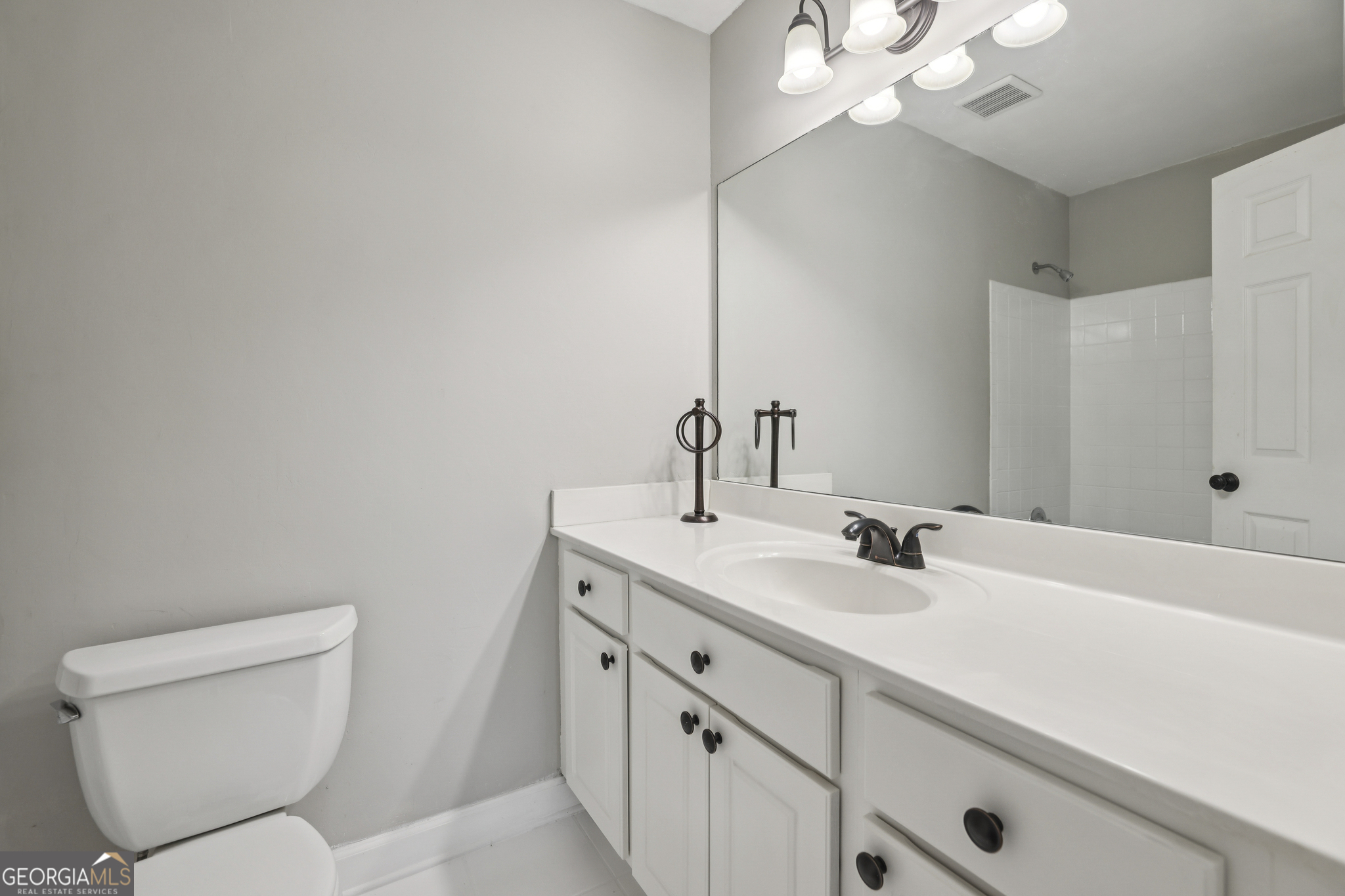 42 Mount Vernon Circle