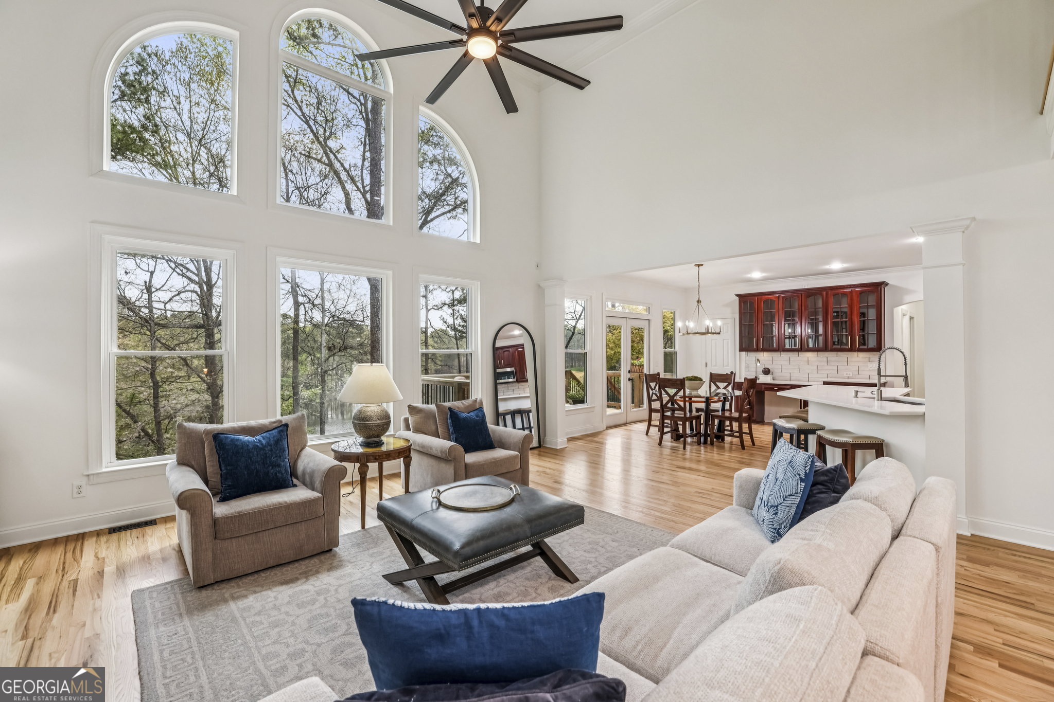 1165 Beacon Hill Crossing