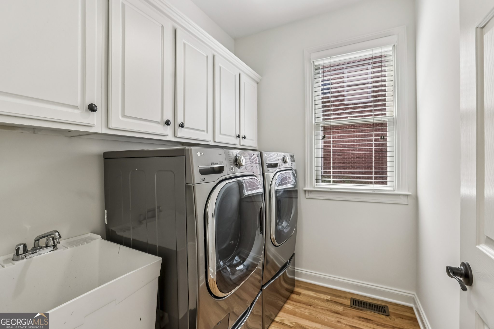 1165 Beacon Hill Crossing