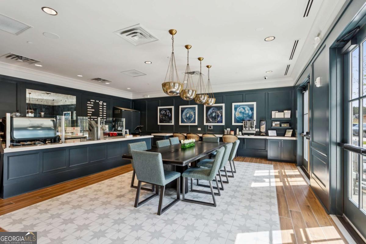 443 Southland Circle