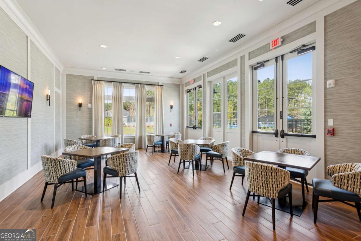 443 Southland Circle