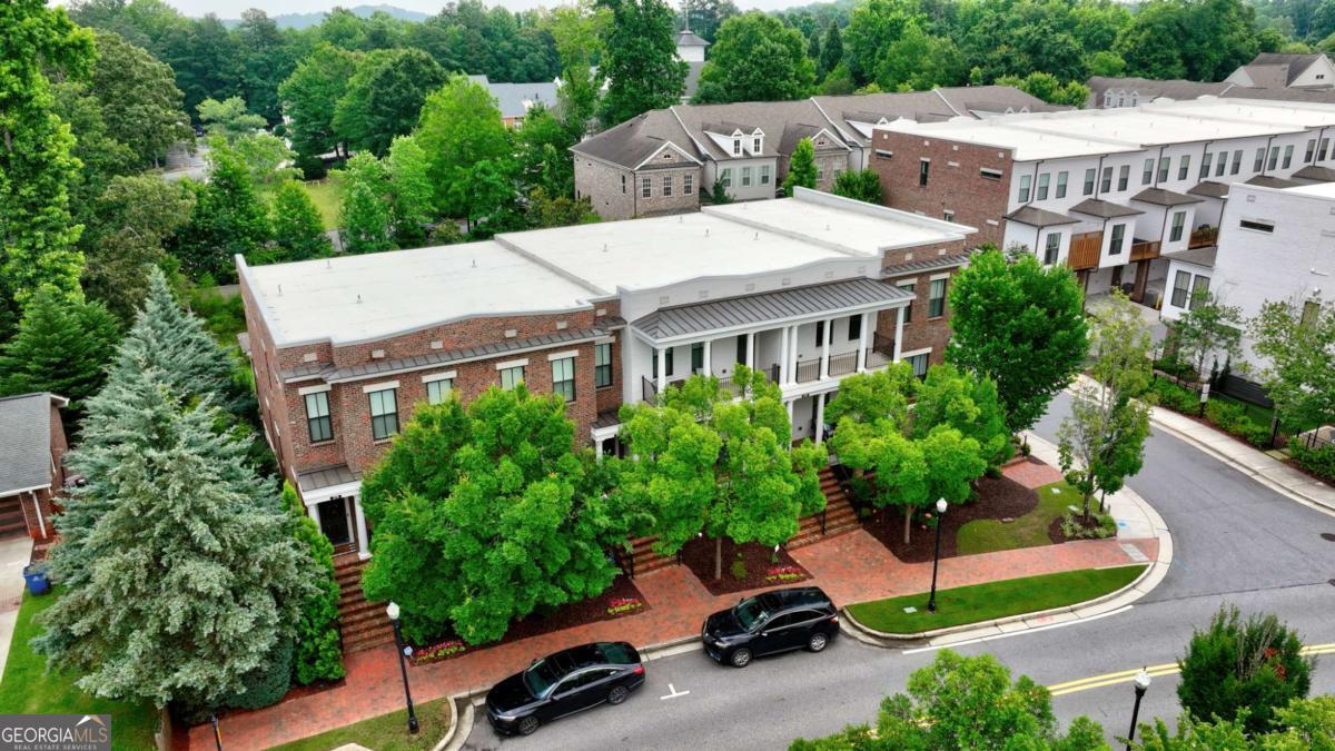 305 Cricket Lane