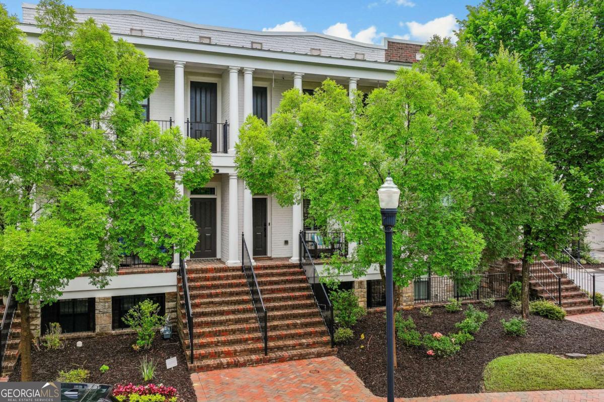 305 Cricket Lane