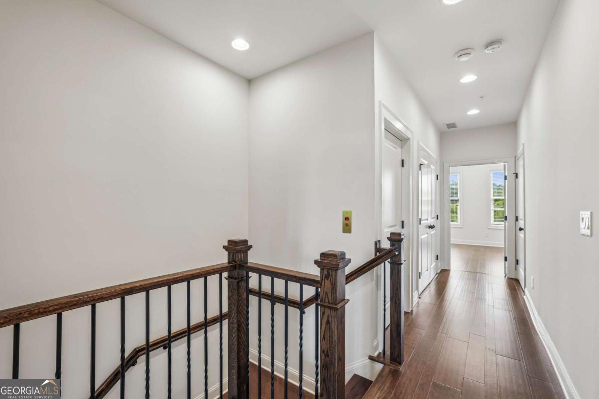 305 Cricket Lane