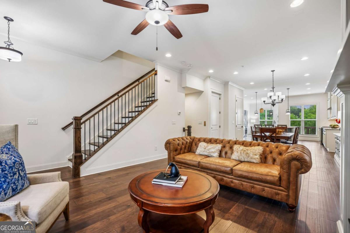 305 Cricket Lane