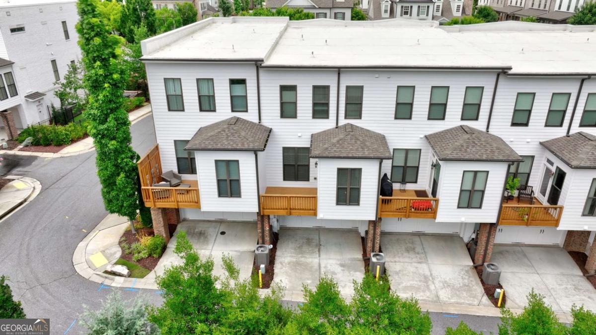 305 Cricket Lane