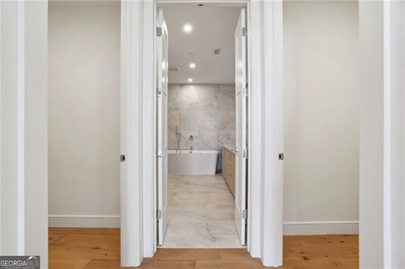 2425 Peachtree Road # 501