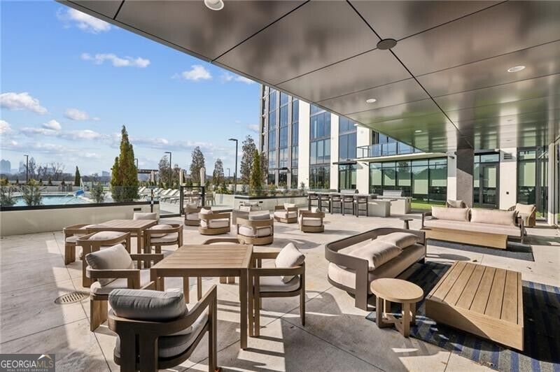 2425 Peachtree Road # 501