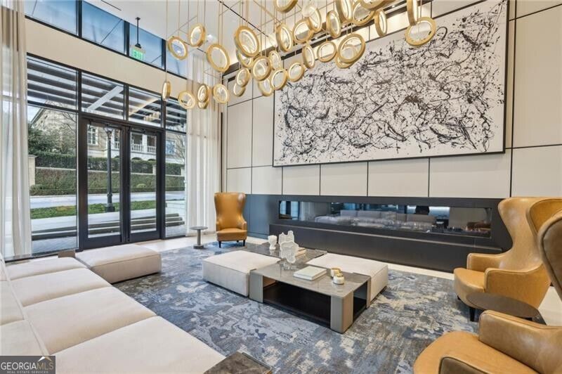 2425 Peachtree Road # 501