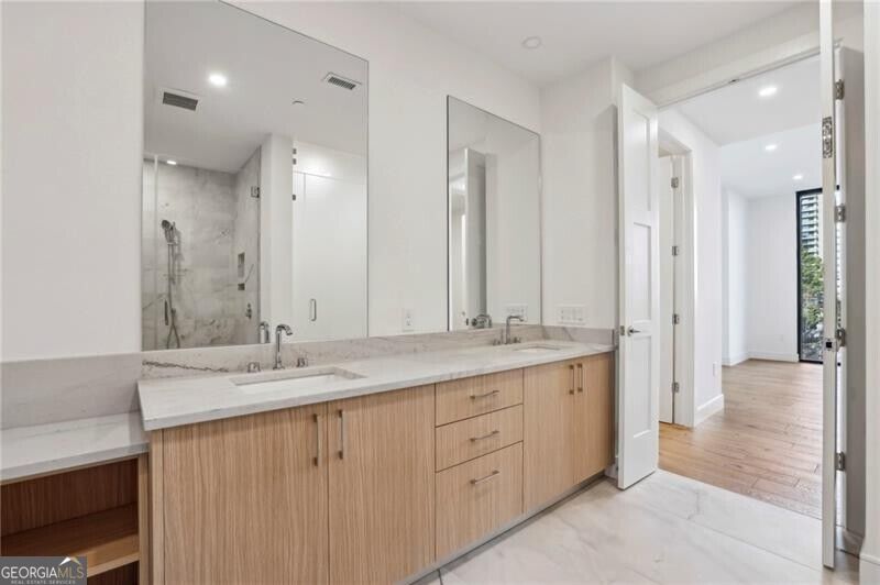 2425 Peachtree Road # 501
