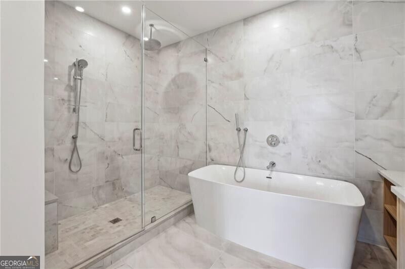 2425 Peachtree Road # 501