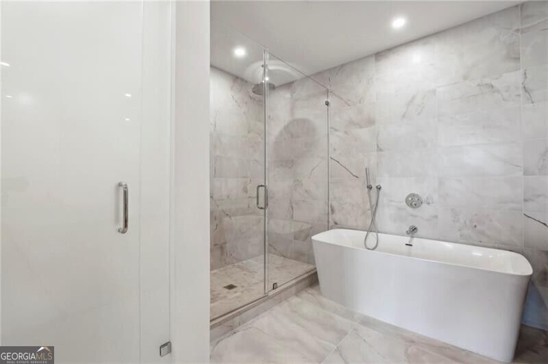 2425 Peachtree Road # 501