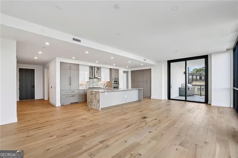 2425 Peachtree Road # 501