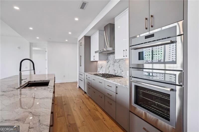 2425 Peachtree Road # 501