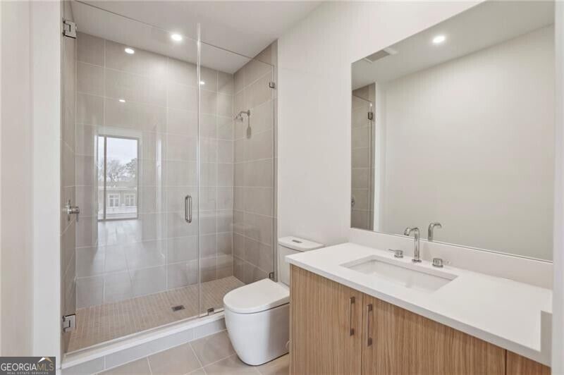 2425 Peachtree Road # 501