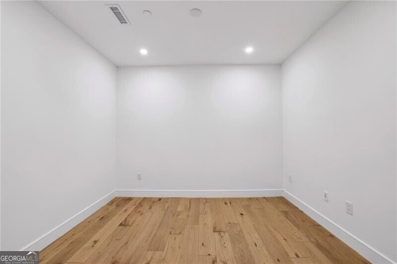 2425 Peachtree Road # 501
