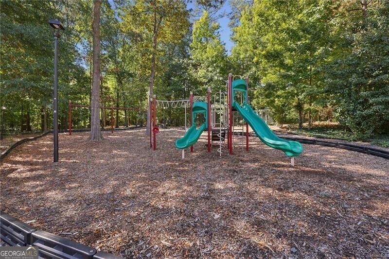 76 Mount Vernon Circle