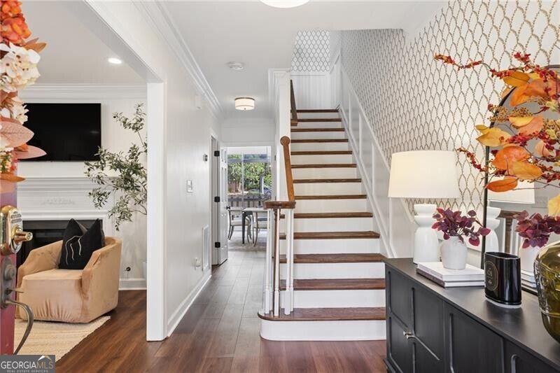76 Mount Vernon Circle