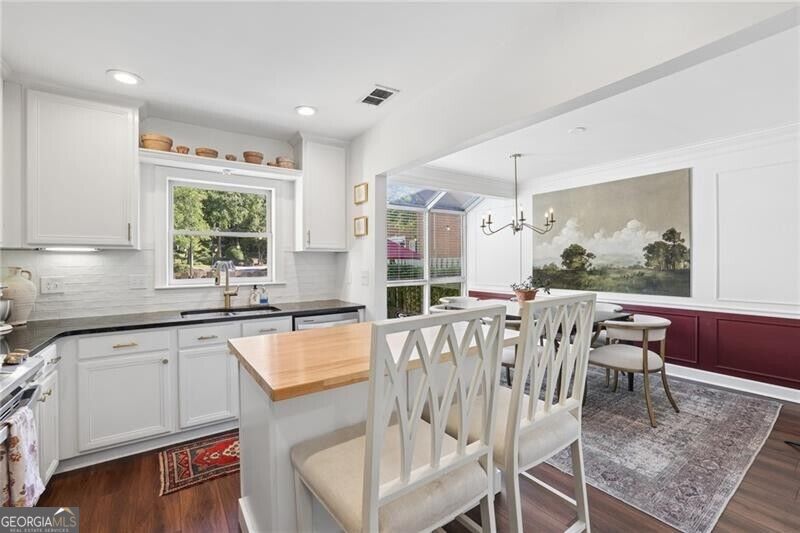 76 Mount Vernon Circle