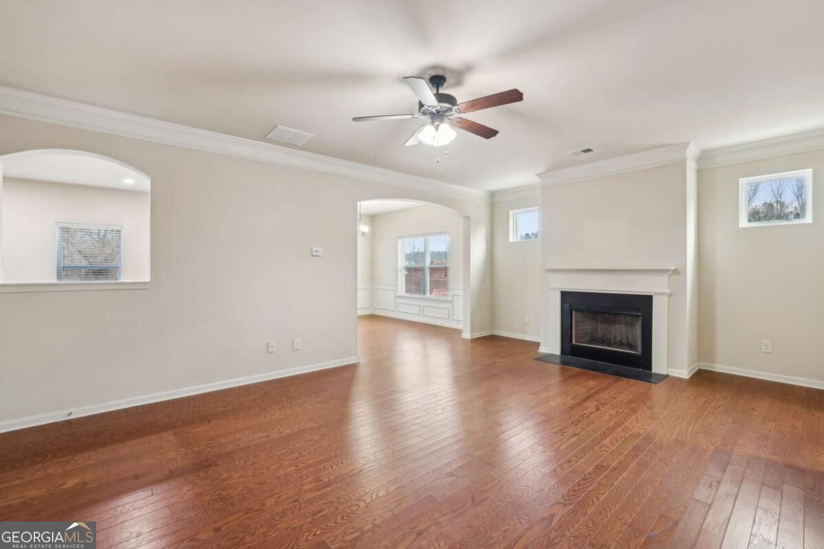 3145 ENGLEWOOD Drive