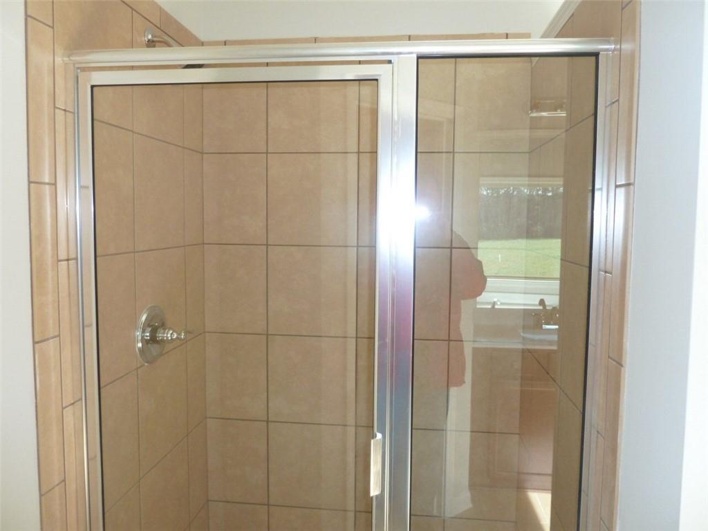 4990 BREEZEWOOD Circle