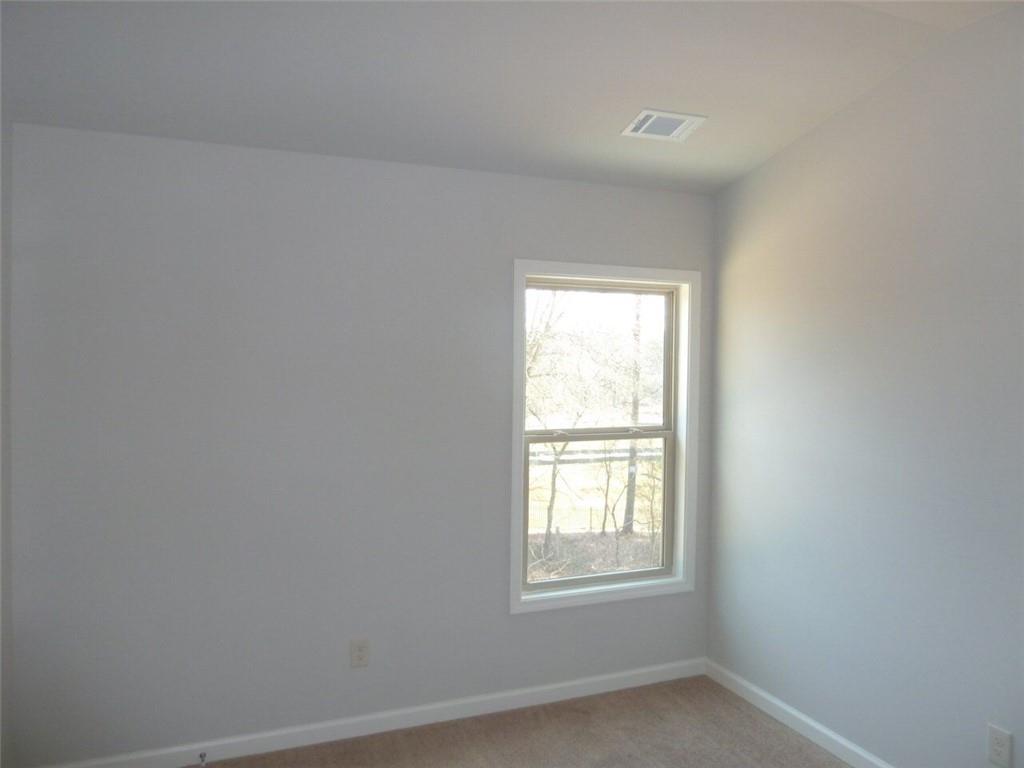 4990 BREEZEWOOD Circle