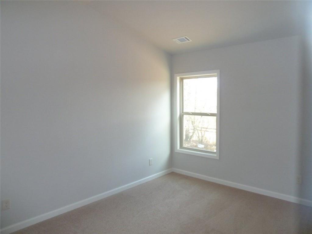 4990 BREEZEWOOD Circle