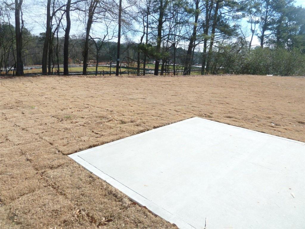 4990 BREEZEWOOD Circle