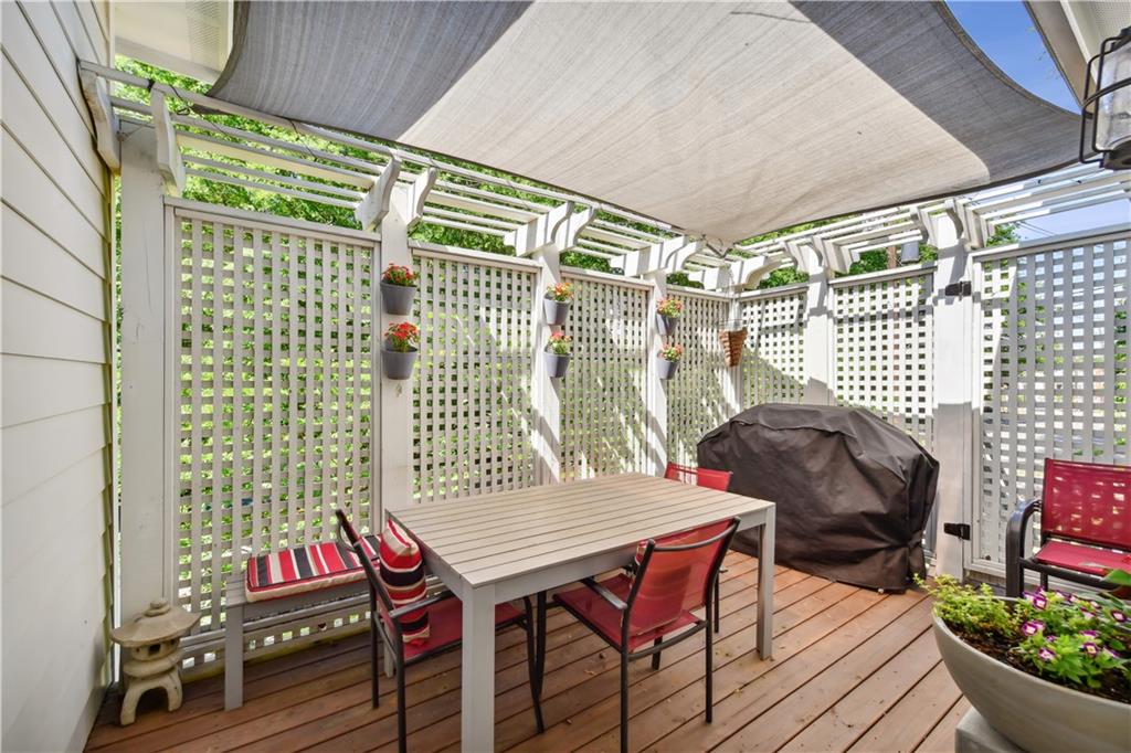 1237 MILTON Terrace SE