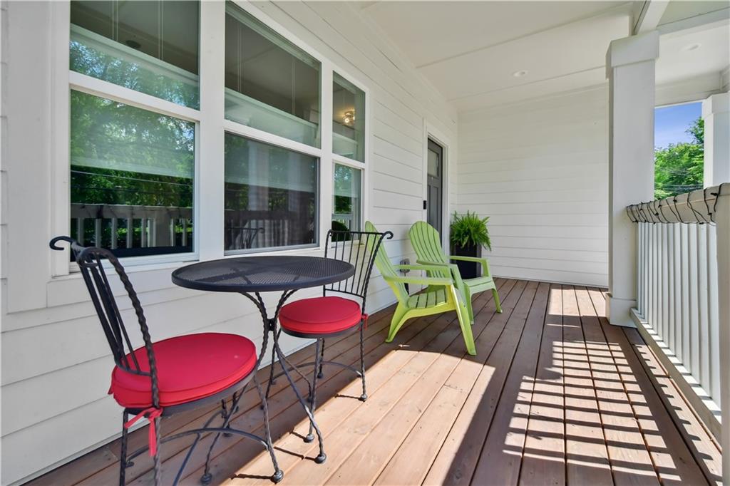 1237 MILTON Terrace SE