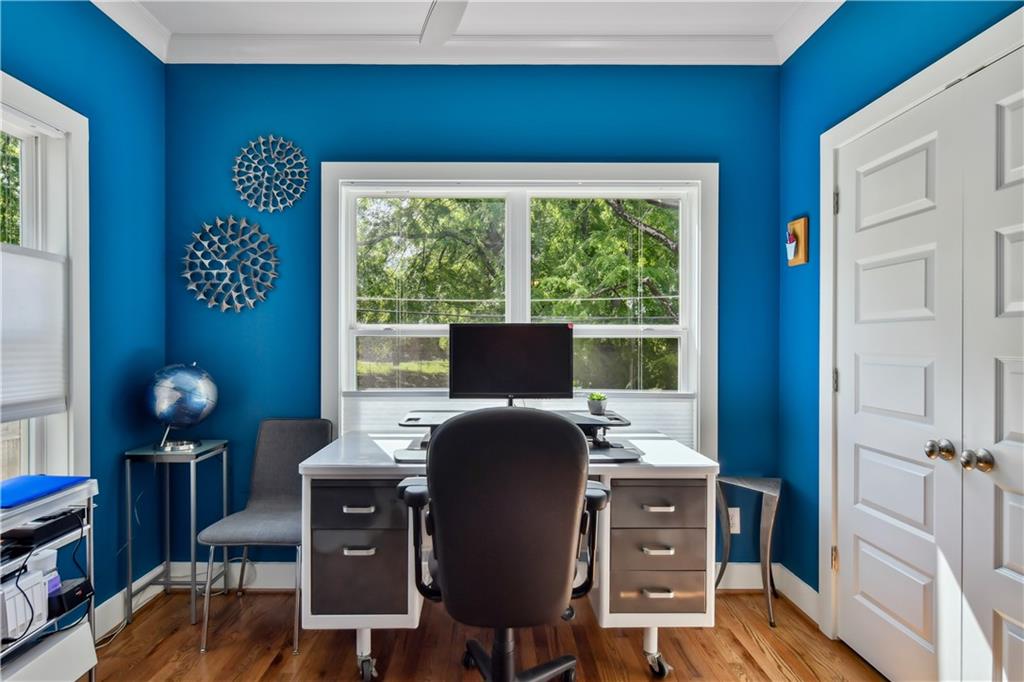 1237 MILTON Terrace SE