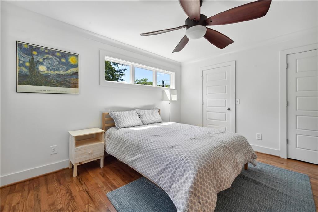 1237 MILTON Terrace SE