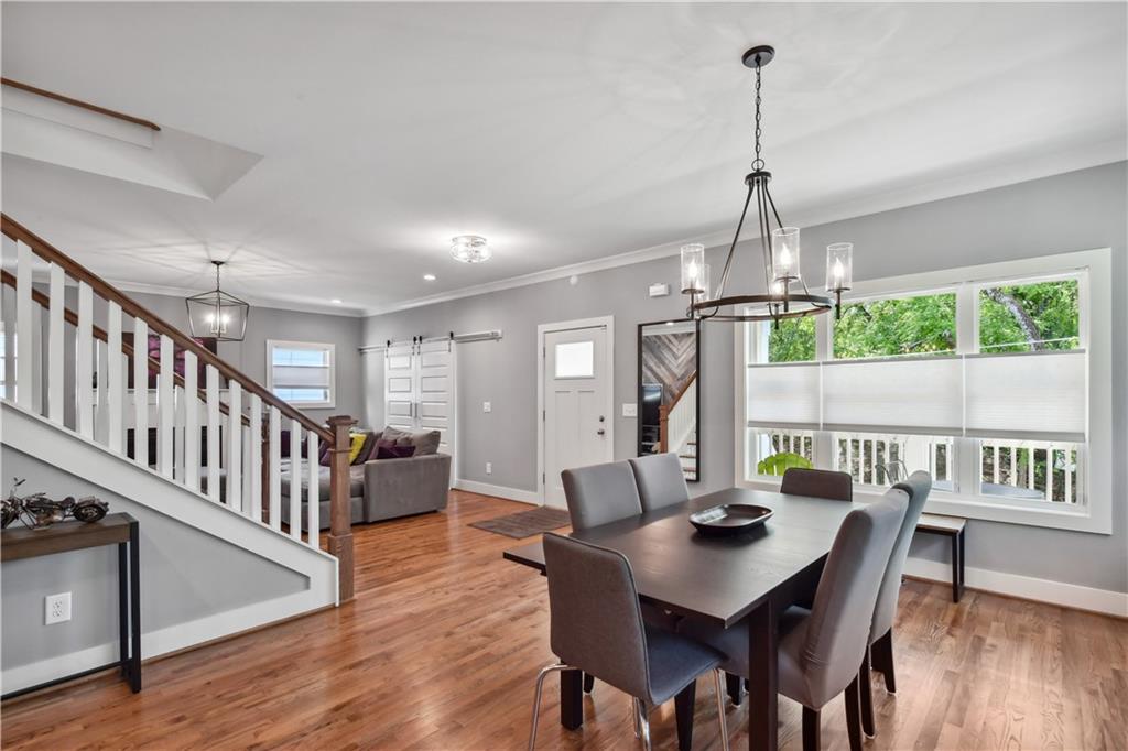 1237 MILTON Terrace SE