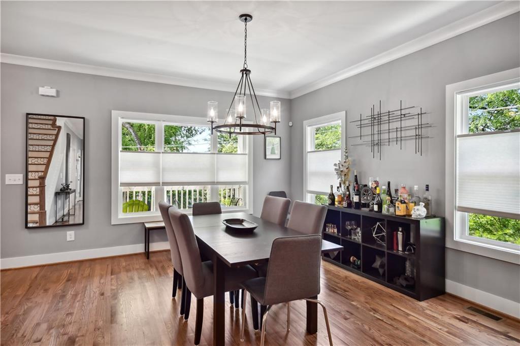 1237 MILTON Terrace SE