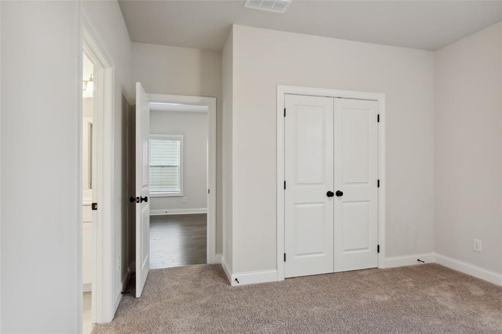 1000 Cagle Creek Overlook