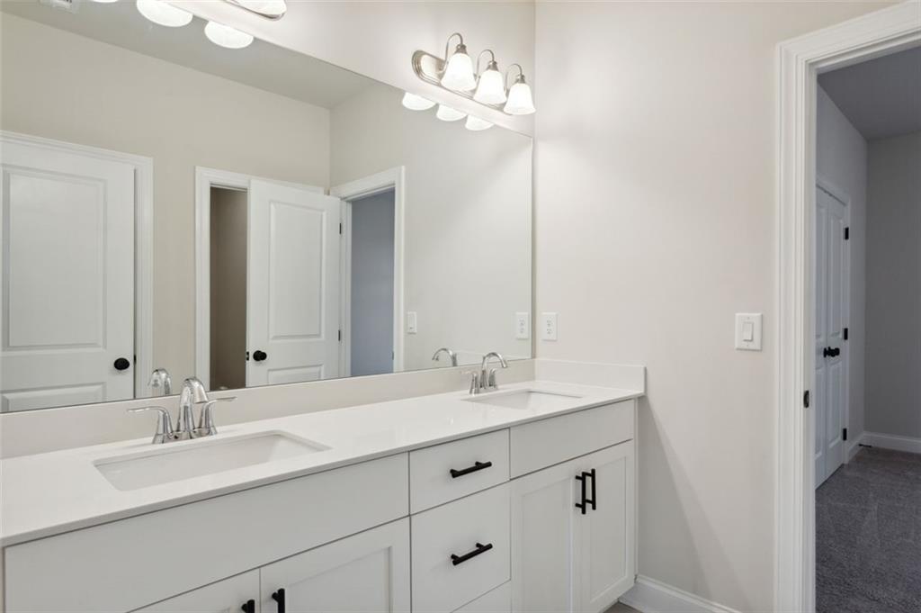 1000 Cagle Creek Overlook