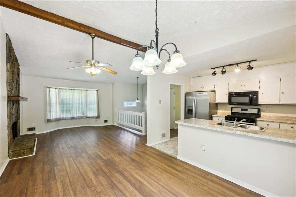 5602 SAINT THOMAS Drive