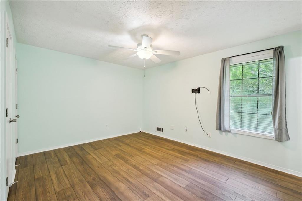 5602 SAINT THOMAS Drive