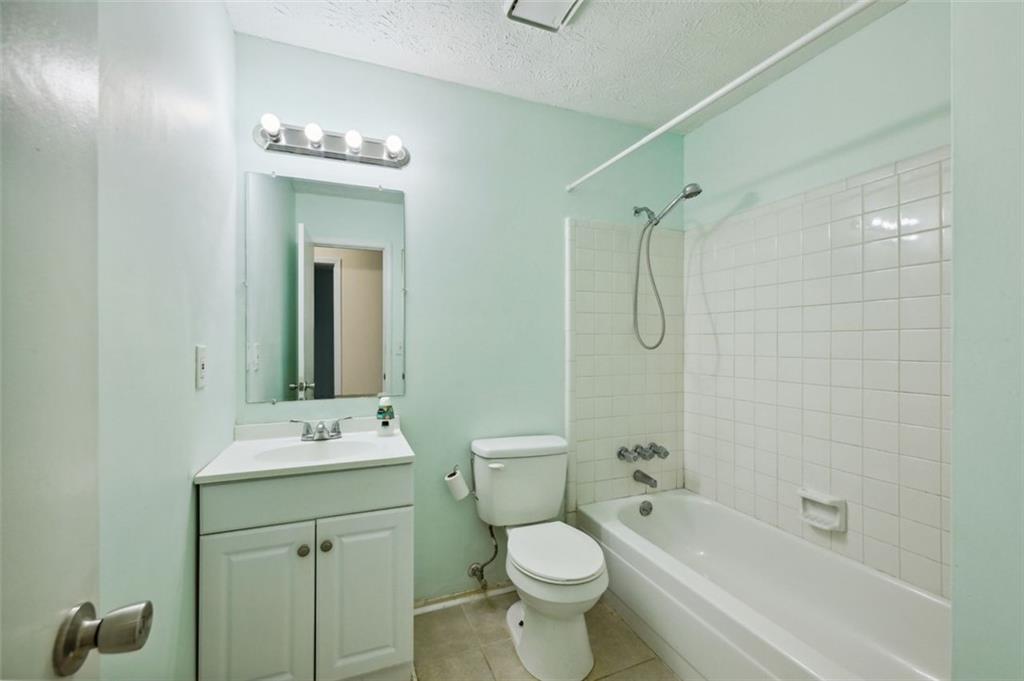 5602 SAINT THOMAS Drive